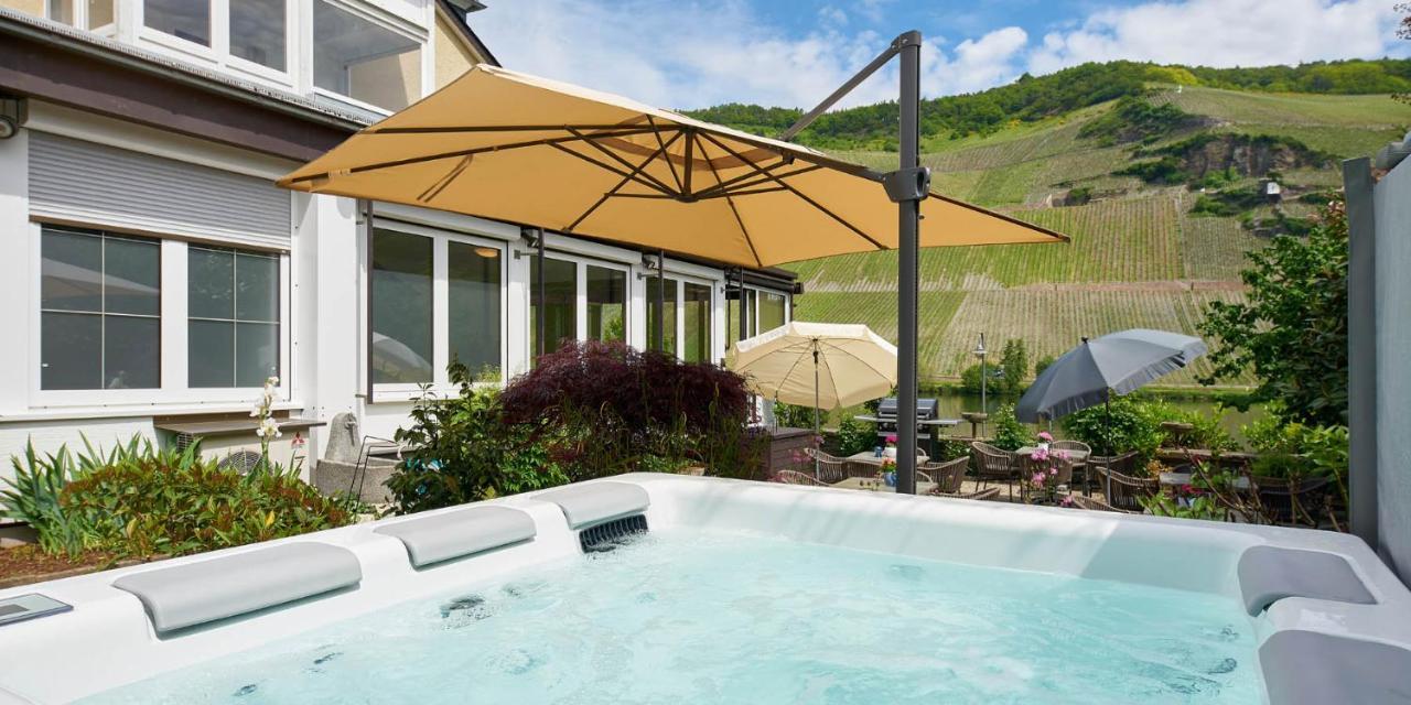Sonnenuhr Bed & Breakfast Bernkastel-Kues Ngoại thất bức ảnh