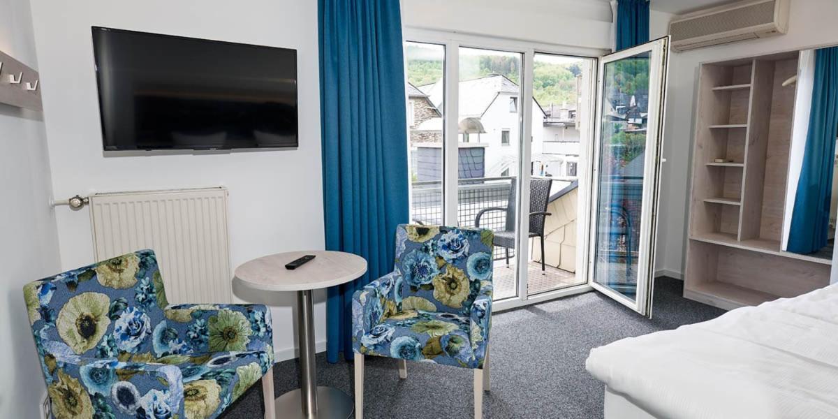 Sonnenuhr Bed & Breakfast Bernkastel-Kues Ngoại thất bức ảnh