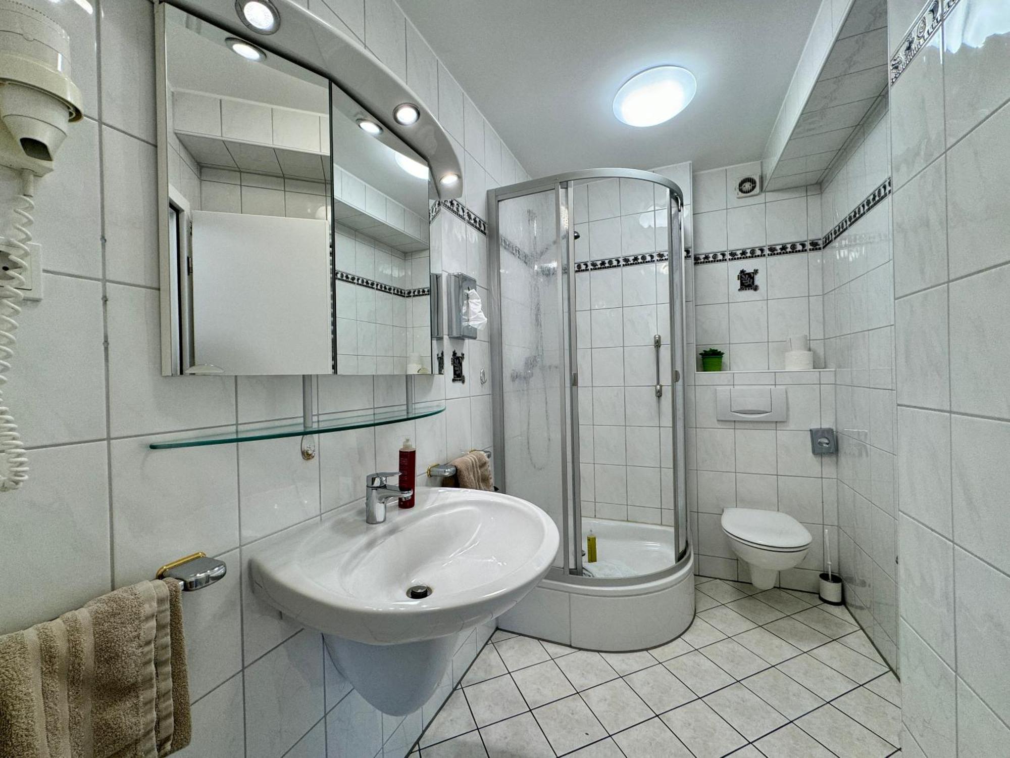 Sonnenuhr Bed & Breakfast Bernkastel-Kues Ngoại thất bức ảnh