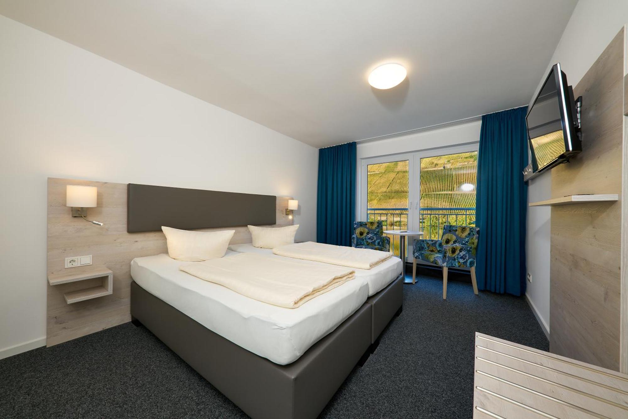 Sonnenuhr Bed & Breakfast Bernkastel-Kues Ngoại thất bức ảnh