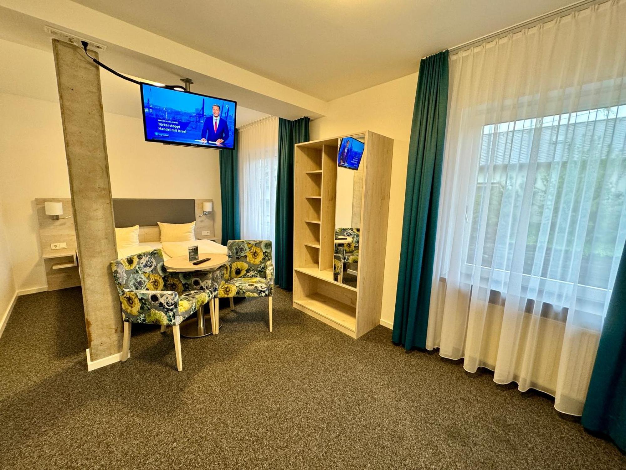 Sonnenuhr Bed & Breakfast Bernkastel-Kues Ngoại thất bức ảnh