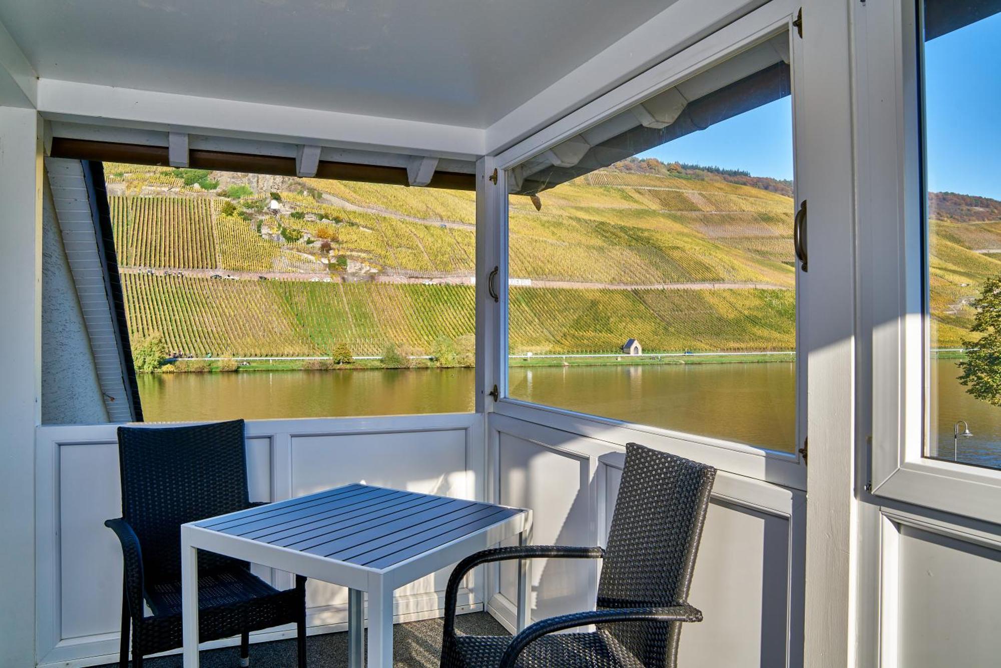 Sonnenuhr Bed & Breakfast Bernkastel-Kues Ngoại thất bức ảnh